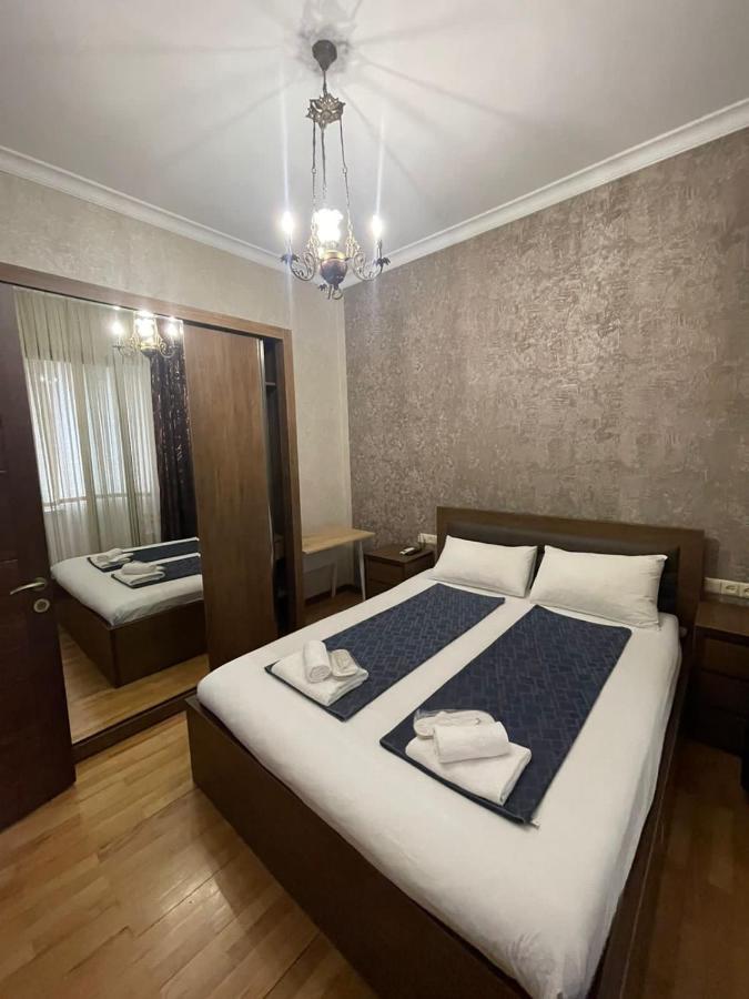 Apartment Anzi バトゥーミ エクステリア 写真