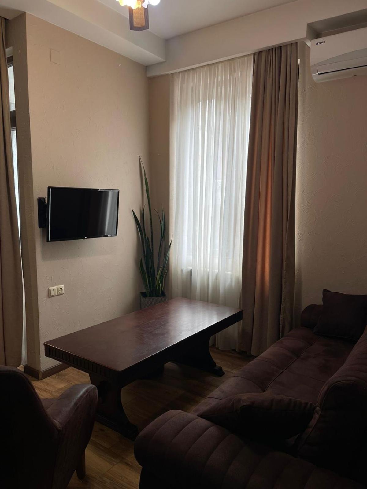 Apartment Anzi バトゥーミ エクステリア 写真